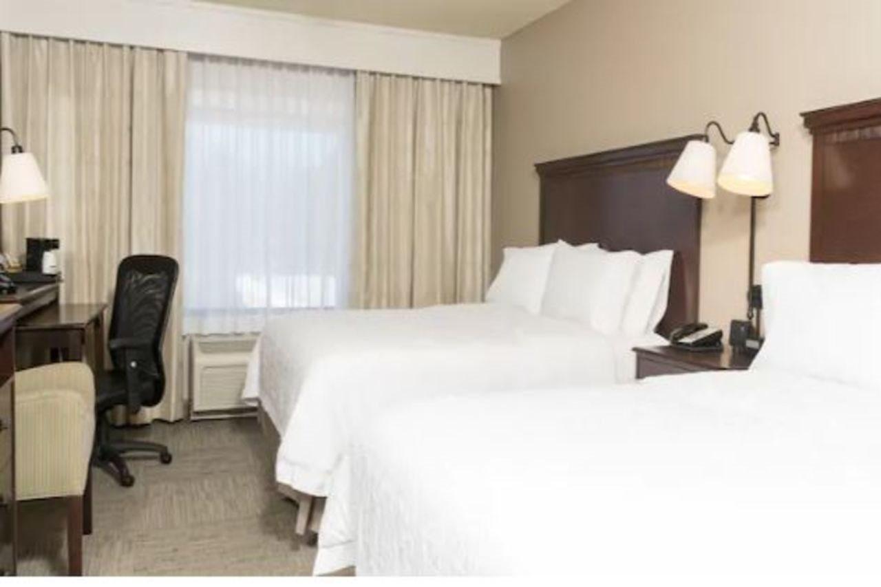Hampton Inn & Suites Hartford-Manchester Kültér fotó