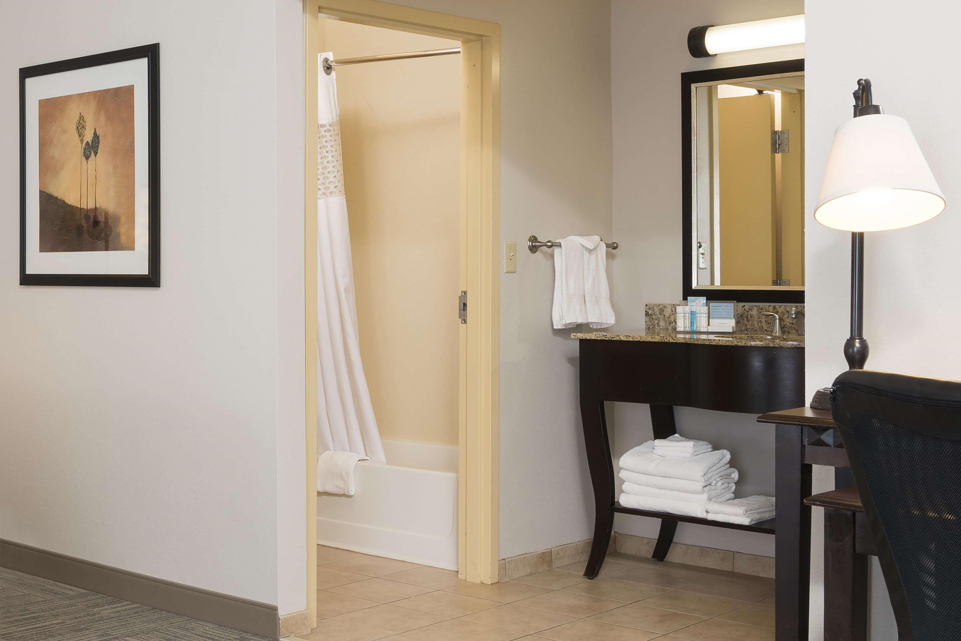 Hampton Inn & Suites Hartford-Manchester Kültér fotó