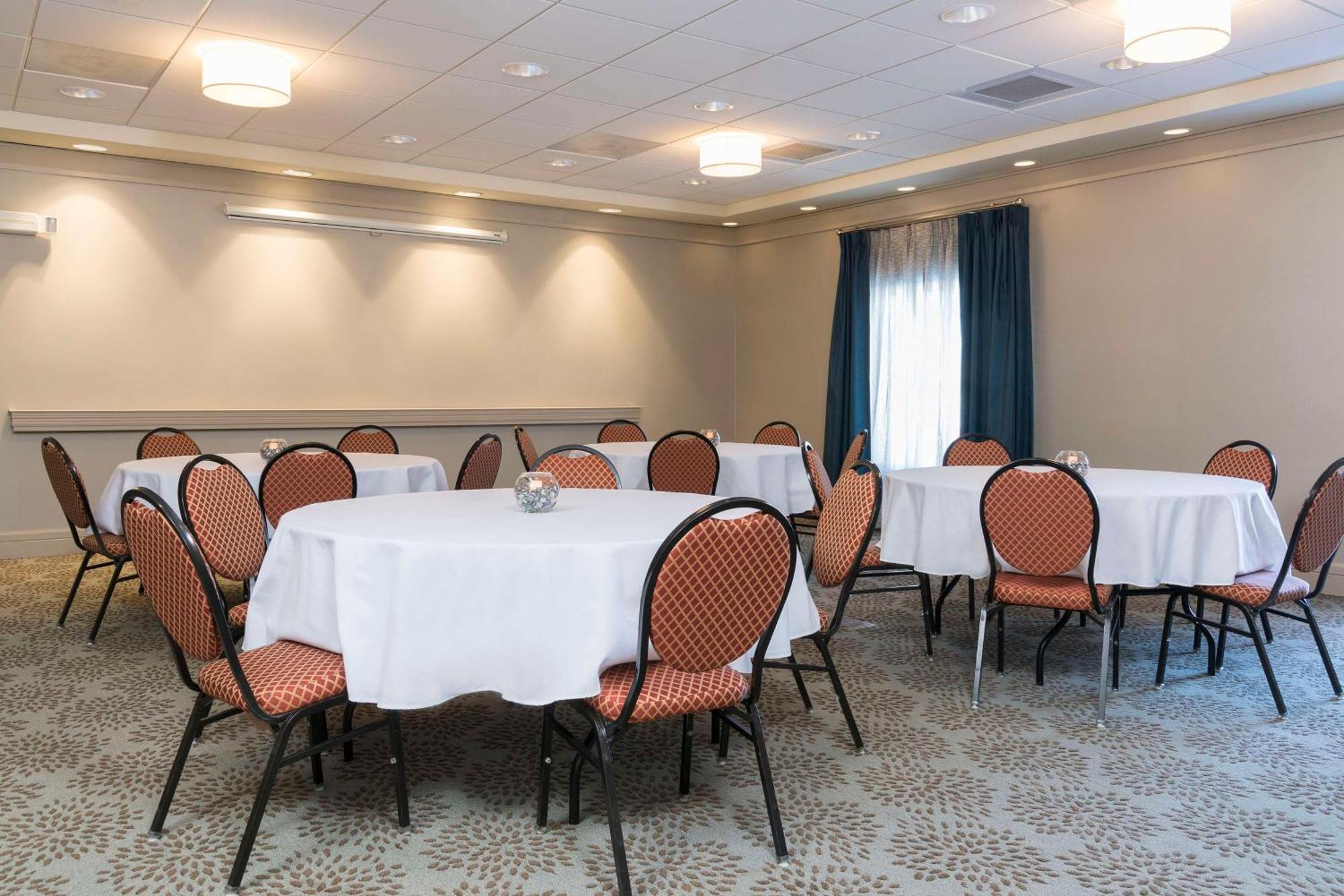 Hampton Inn & Suites Hartford-Manchester Kültér fotó